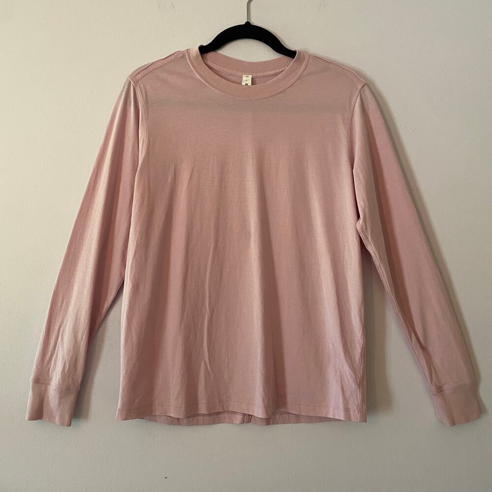 Lululemon Light Pink Long Sleeve Crewneck Shirt Loungewear Women's size 2 / XS